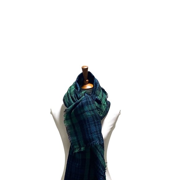 ModCloth Tartan Plaid Blanket Scarf Green One Size - Picture 5 of 14